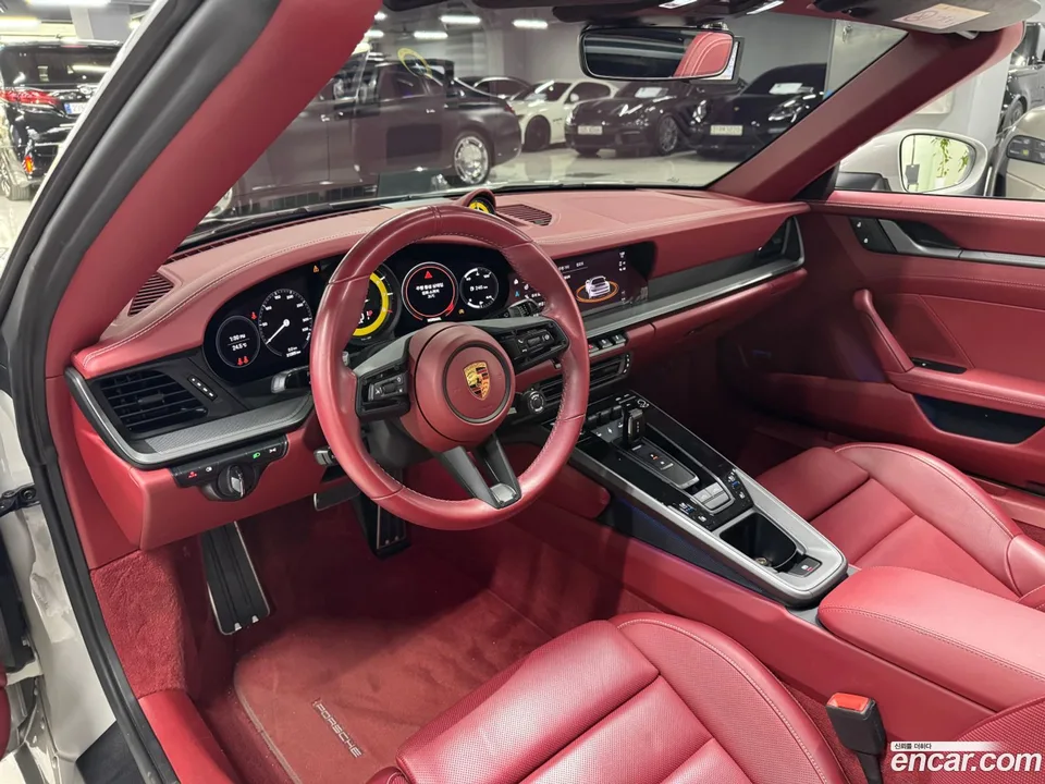 Porsche 911 (992) 4S 2022 — миниатюра 2