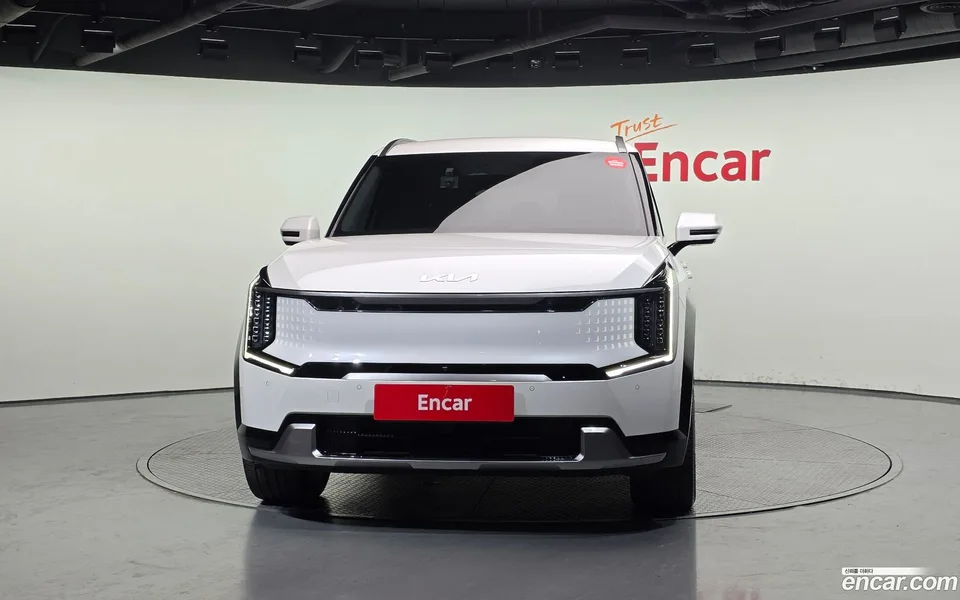 Kia EV9 4WD 2023 — миниатюра 3