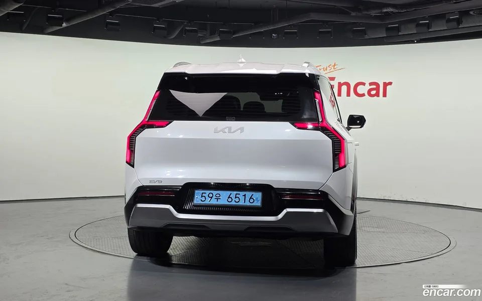 Kia EV9 4WD 2023 — миниатюра 4