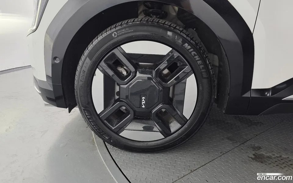 Kia EV9 4WD 2023 — миниатюра 5