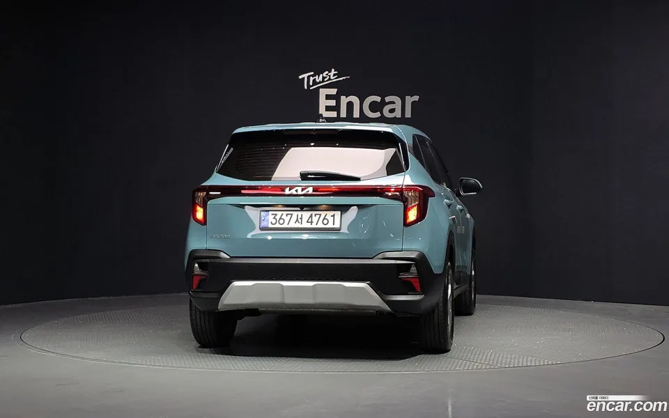 Kia Seltos 2.0 2WD 2023 — миниатюра 4