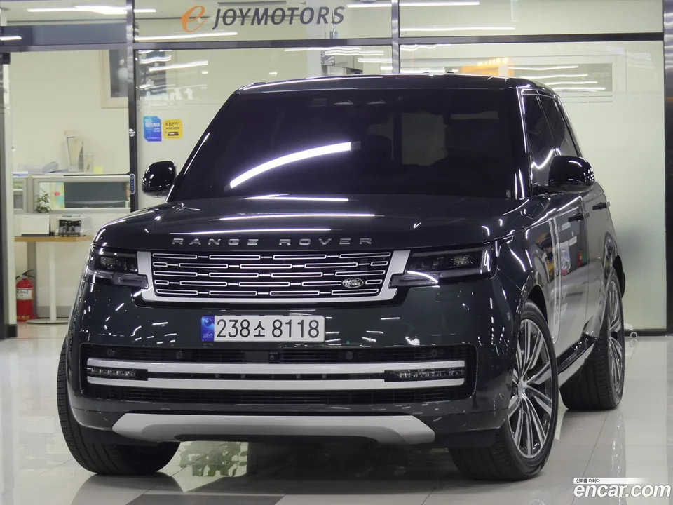 Land Rover Range Rover P530 AB 2023 — фото 1, купить с доставкой в Москву