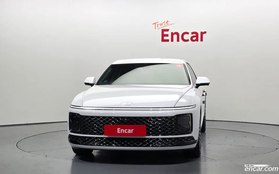 Hyundai Grandeur 2.5 2WD 2023 — thumbnail 3