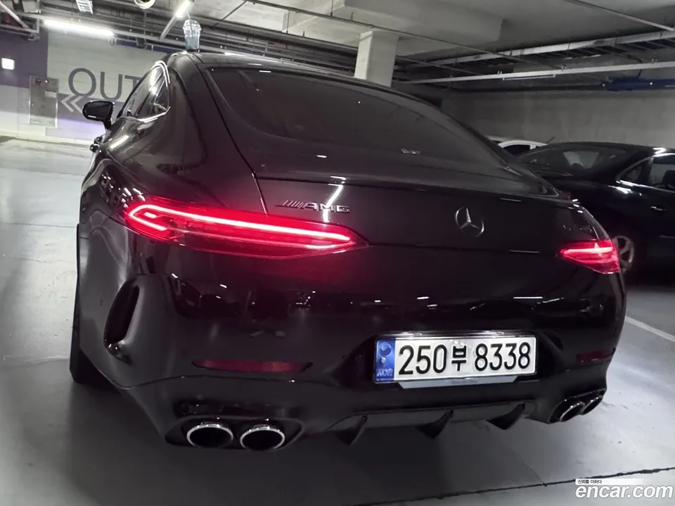 Mercedes-Benz AMG GT 4 43 4MATIC+ 2023 — миниатюра 4