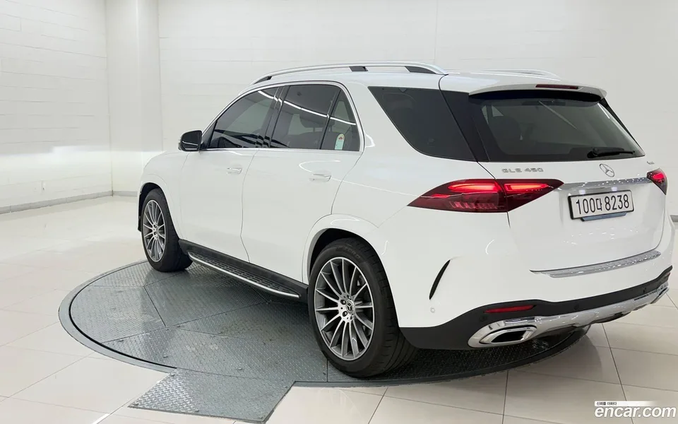 Mercedes-Benz GLE-Class GLE450 4MATIC 2025 — thumbnail 3