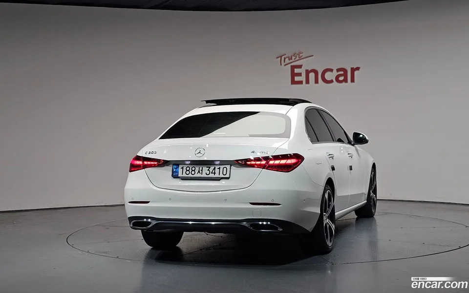 Mercedes-Benz C-Class C300 4MATIC 2023 — миниатюра 4