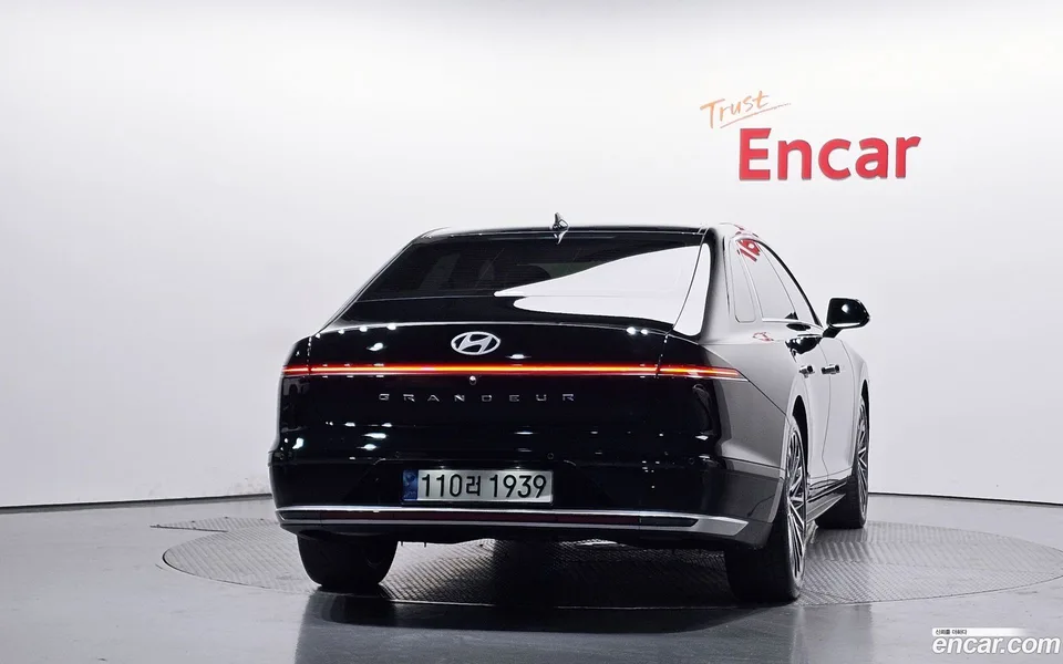 Hyundai Grandeur Hybrid 2023 — миниатюра 4