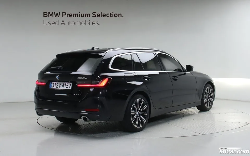 BMW 3 Series 320d 2025 — thumbnail 4