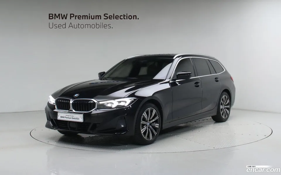 BMW 3 Series 320d 2025 — photo 1, buy with delivery to Moscow