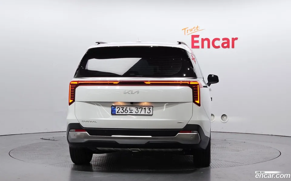 Kia Carnival HEV 9 2025 — миниатюра 4