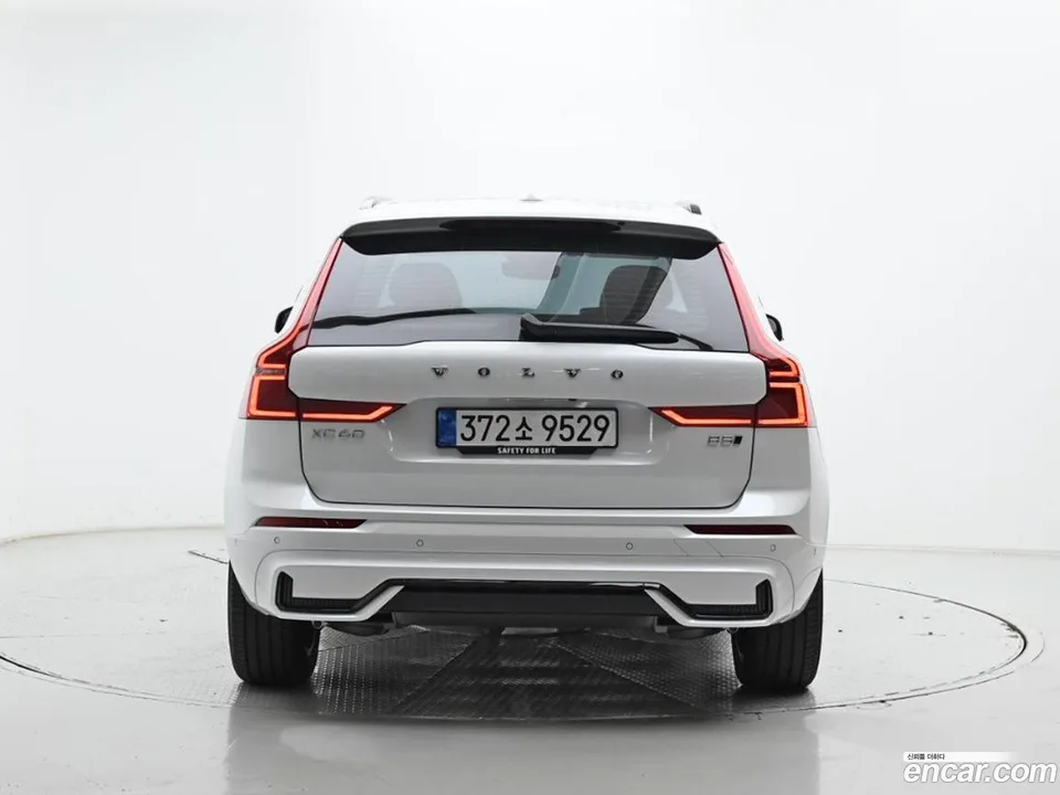 Volvo XC60 B5 2026 — миниатюра 4