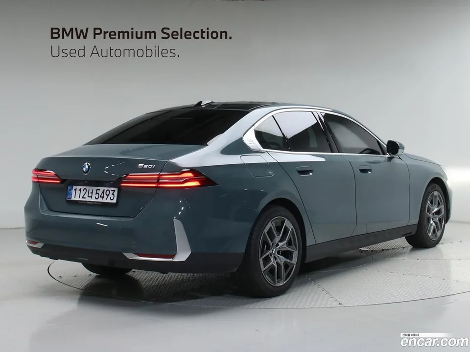 BMW 5 Series 520i 2025 — миниатюра 4