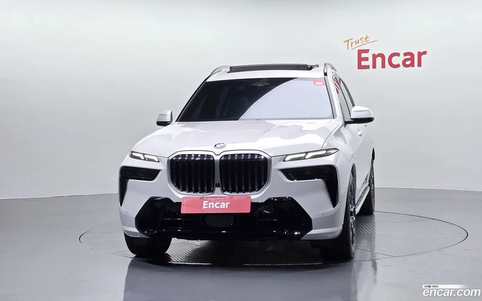 BMW X7 xDrive 40i M 6 2024 — миниатюра 3