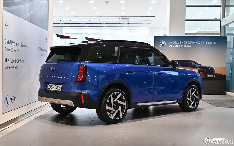 MINI Cooper S Countryman ALL4 2025 — миниатюра 4