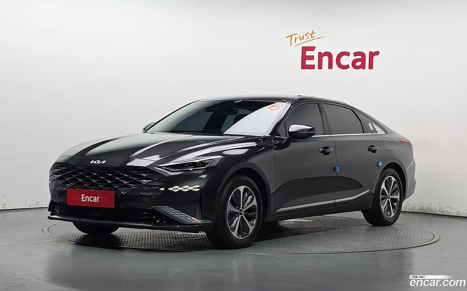 Kia K8 Hybrid 2023 — фото 1, купить с доставкой в Москву