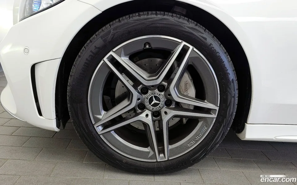 Mercedes-Benz C-Class C200 2022 — миниатюра 5