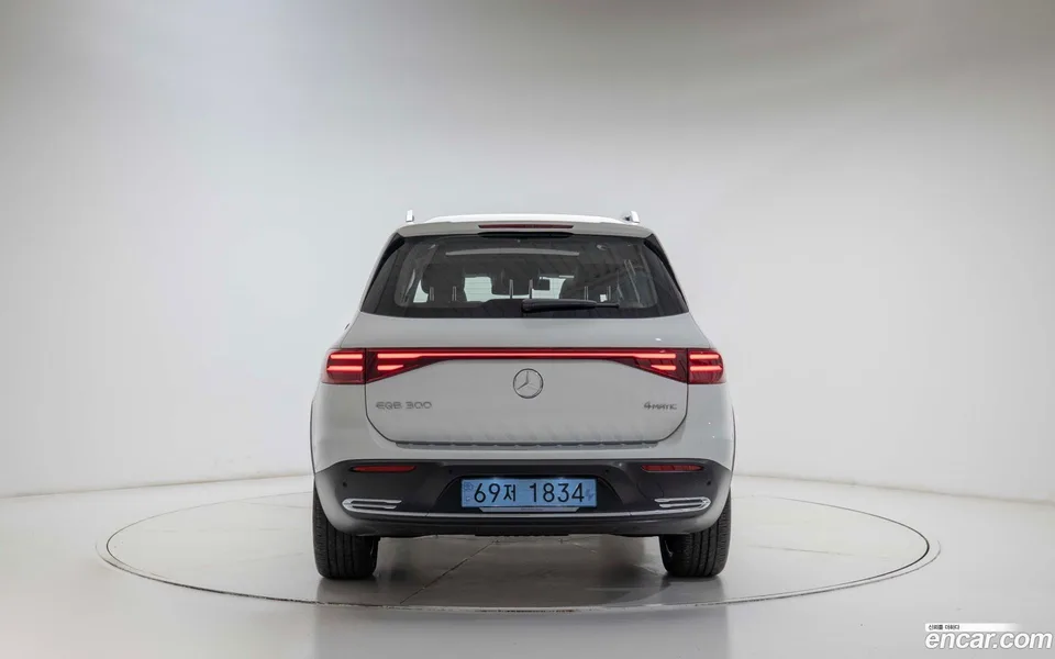 Mercedes-Benz EQB EQB300 4MATIC 2025 — миниатюра 4