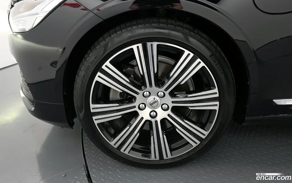 Volvo S90 T8 AWD 2023 — thumbnail 2