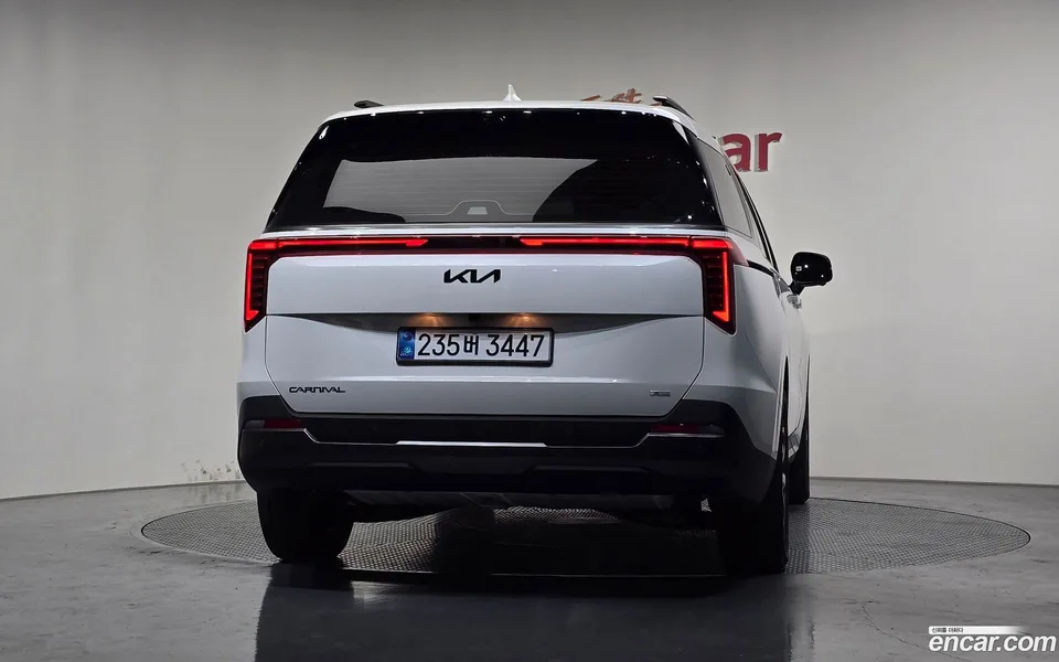 Kia Carnival HEV 9 X Line 2026 — миниатюра 4