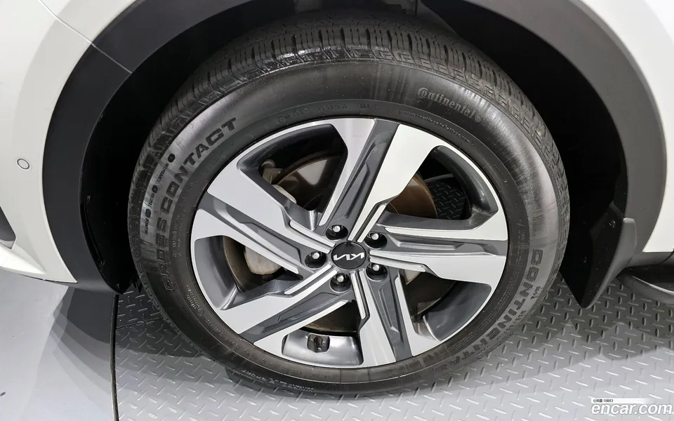 Kia Sorento HEV 1.6 2WD 2022 — миниатюра 2