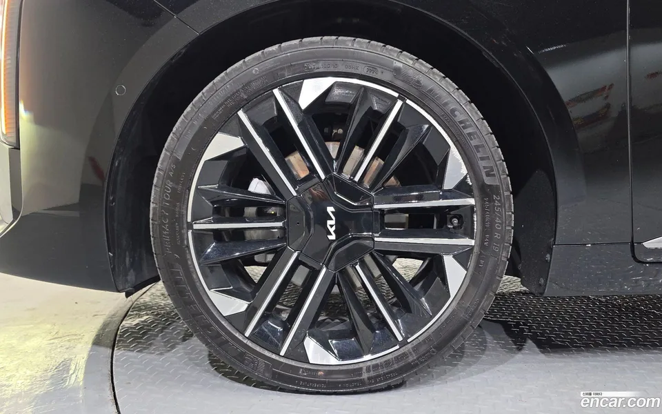 Kia K8 Hybrid 2024 — миниатюра 2