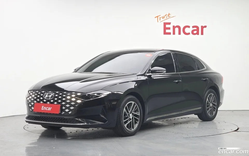 Hyundai Grandeur IG 2.5 2022 — фото 1, купить с доставкой в Москву