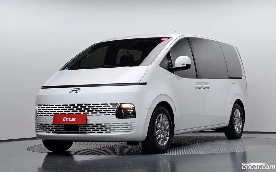 Hyundai Staria 2024