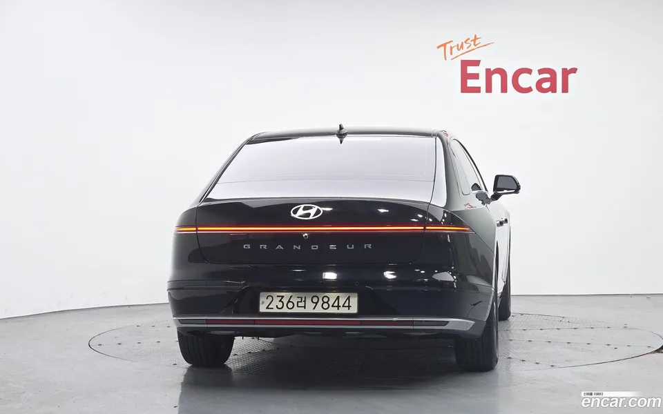 Hyundai Grandeur Hybrid 2024 — миниатюра 4