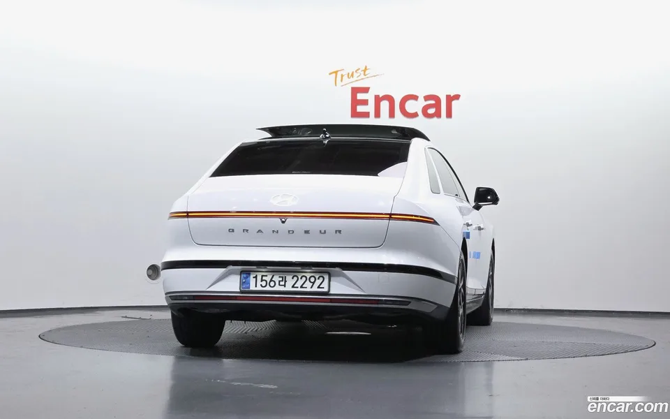 Hyundai Grandeur 2.5 2WD 2023 — миниатюра 4