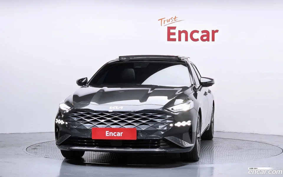 Kia K8 Hybrid 2023 — миниатюра 3