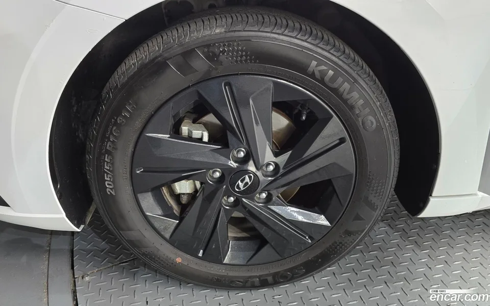 Hyundai Avante 1.6 2022 — thumbnail 2