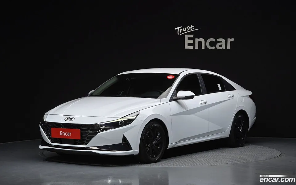Hyundai Avante 1.6 2022 — photo 1, buy with delivery to Moscow
