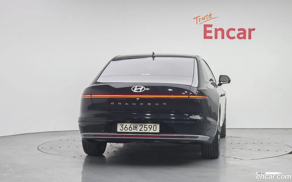 Hyundai Grandeur Hybrid 2025 — миниатюра 4