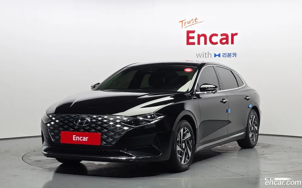 Hyundai Grandeur IG Hybrid 2022 — фото 1, купить с доставкой в Москву