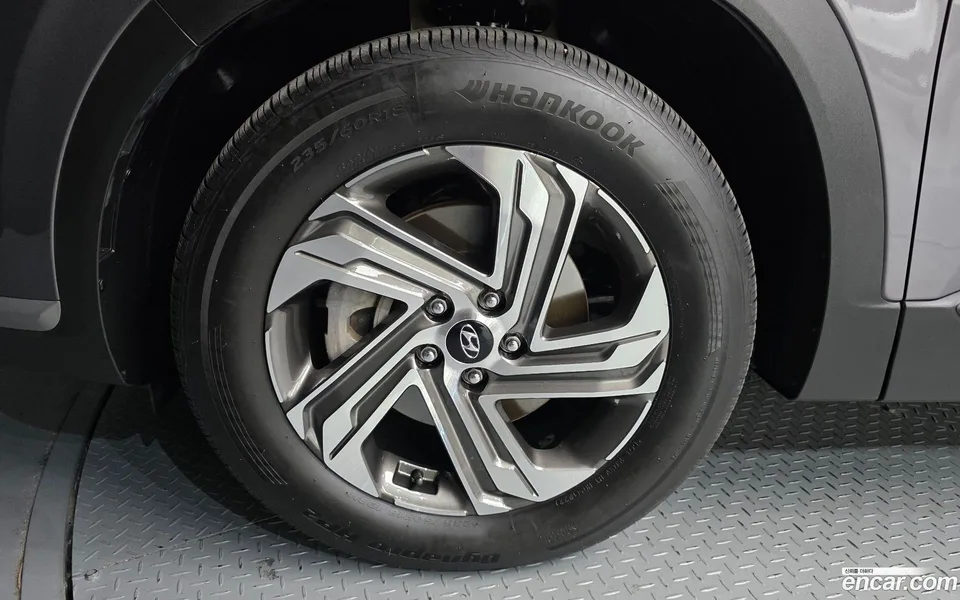 Hyundai SantaFe 2.2 2WD 2022 — миниатюра 2
