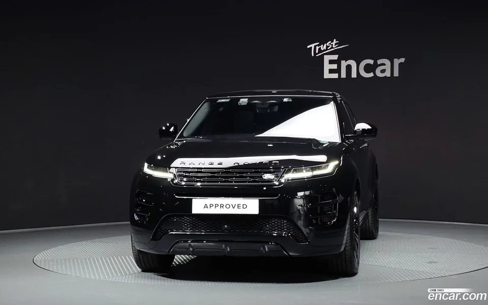 Land Rover Range Rover Evoque P250 SE 2025 — миниатюра 3