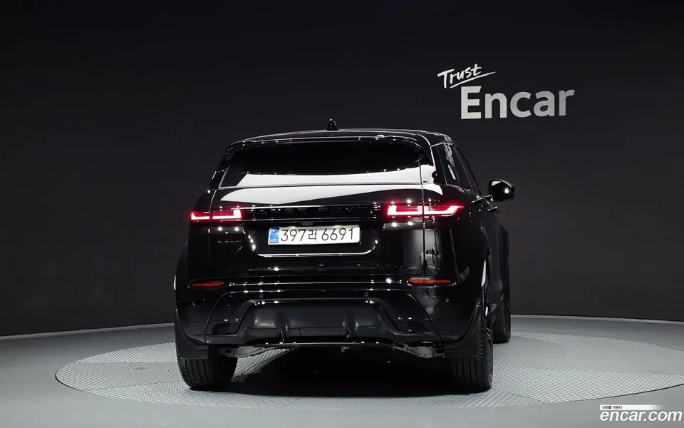 Land Rover Range Rover Evoque P250 SE 2025 — миниатюра 4