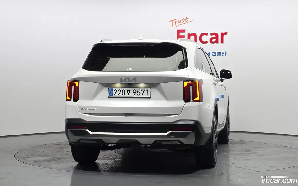 Kia Sorento 2.5T 2WD 2023 — миниатюра 4