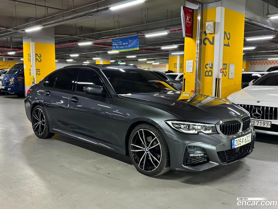 BMW 3 Series 320i M 2022 — миниатюра 3