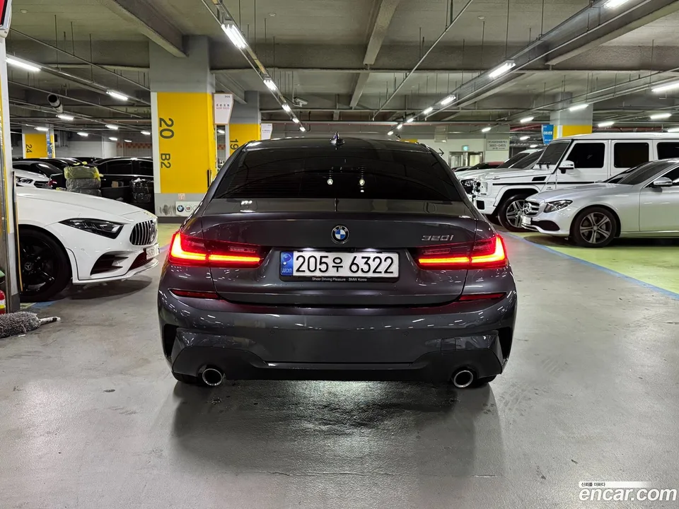 BMW 3 Series 320i M 2022 — миниатюра 4