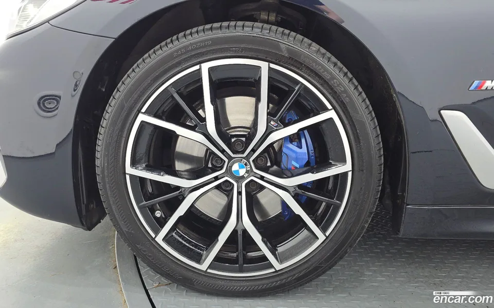 BMW 5 Series 530i M 2022 — миниатюра 2