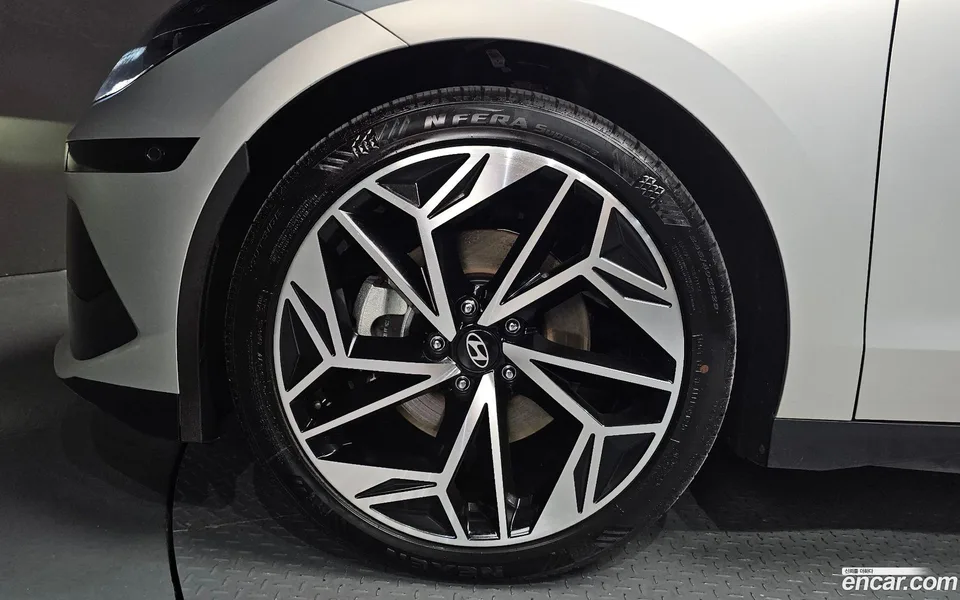 Hyundai Ioniq 6 2023 — миниатюра 2