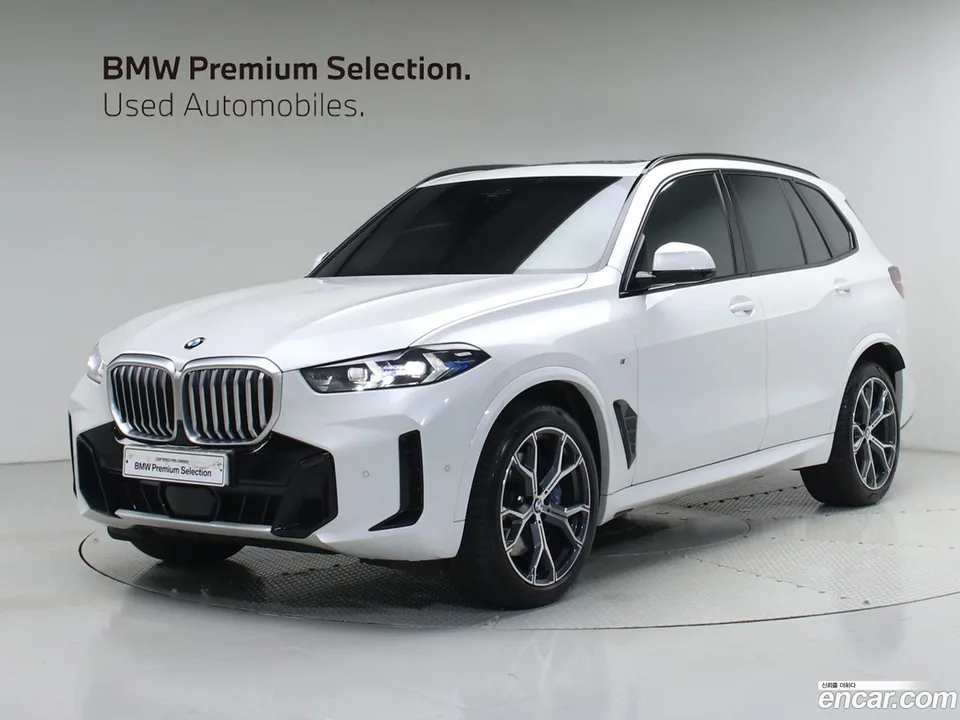 BMW X5 xDrive 30d M 2025 — фото 1, купить с доставкой в Москву