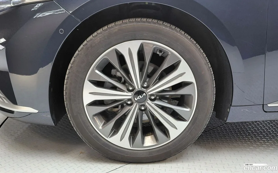 Kia K8 Hybrid 2022 — миниатюра 2