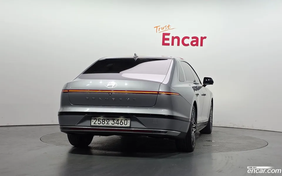 Hyundai Grandeur Hybrid 2023 — миниатюра 4