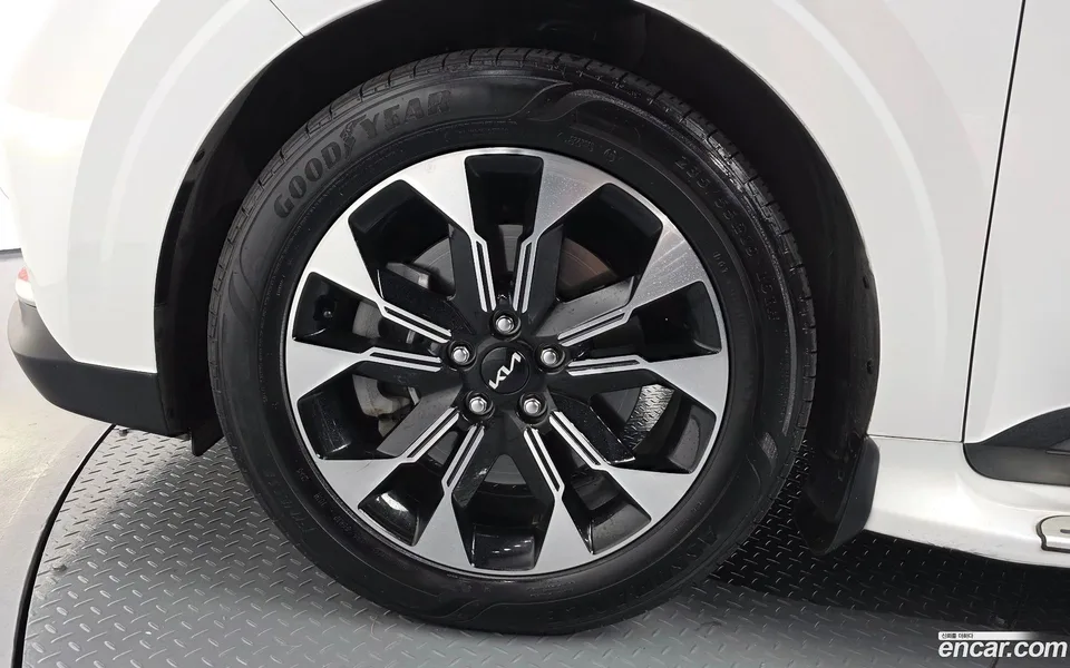 Kia Carnival 9 () 2023 — миниатюра 2