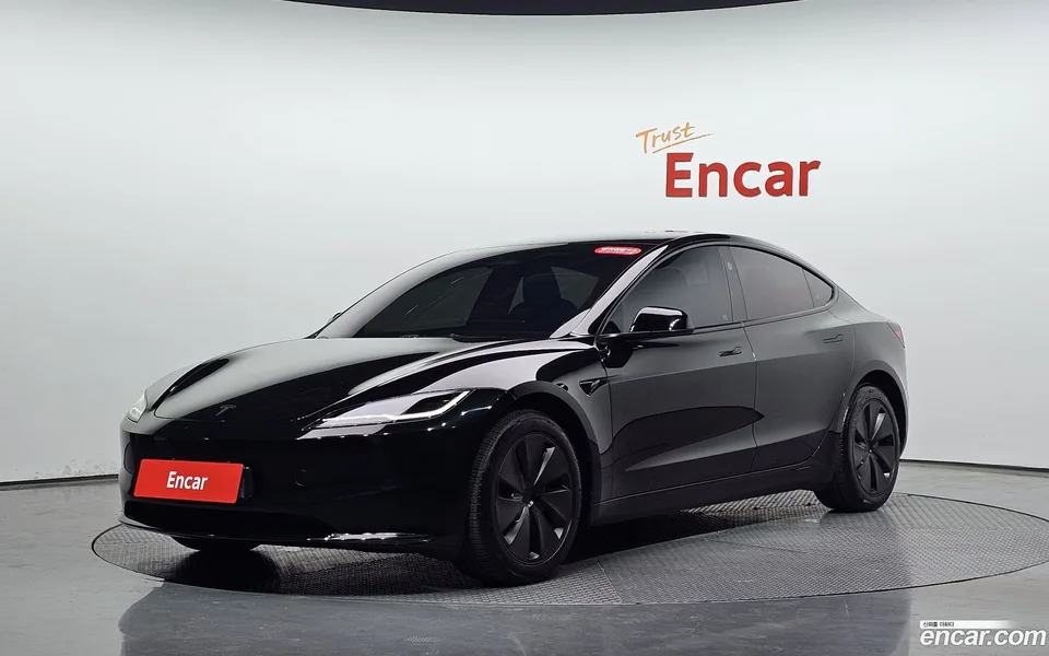 Tesla Model 3 AWD 2024 — фото 1, купить с доставкой в Москву