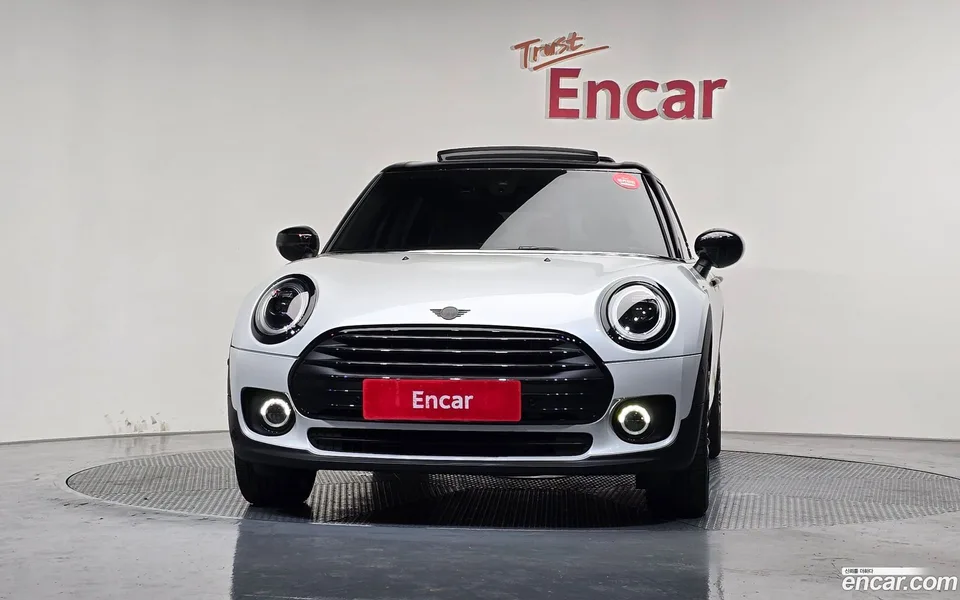 MINI Cooper Clubman 2024 — миниатюра 3