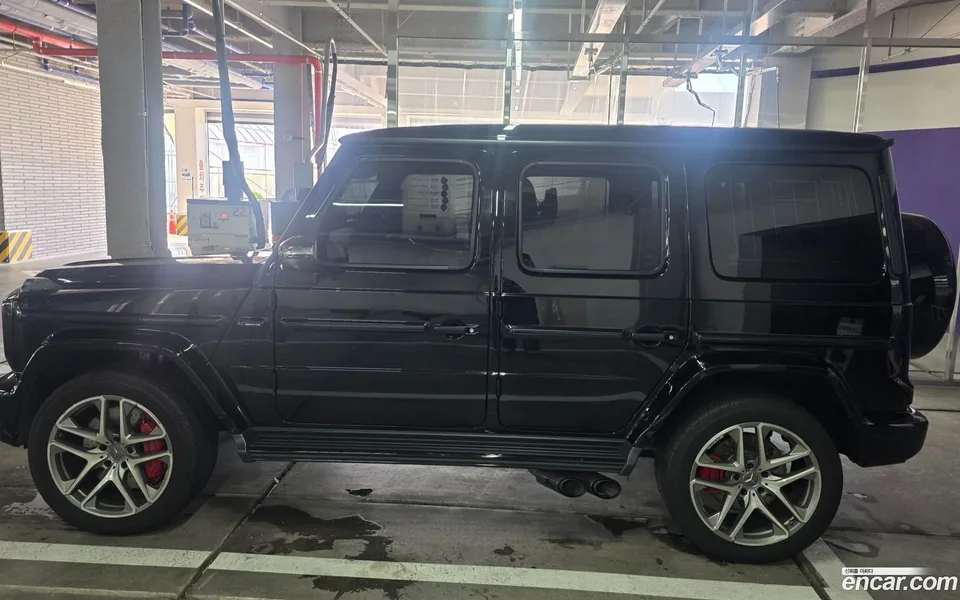 Mercedes-Benz G-Class AMG G63 2025 — миниатюра 4
