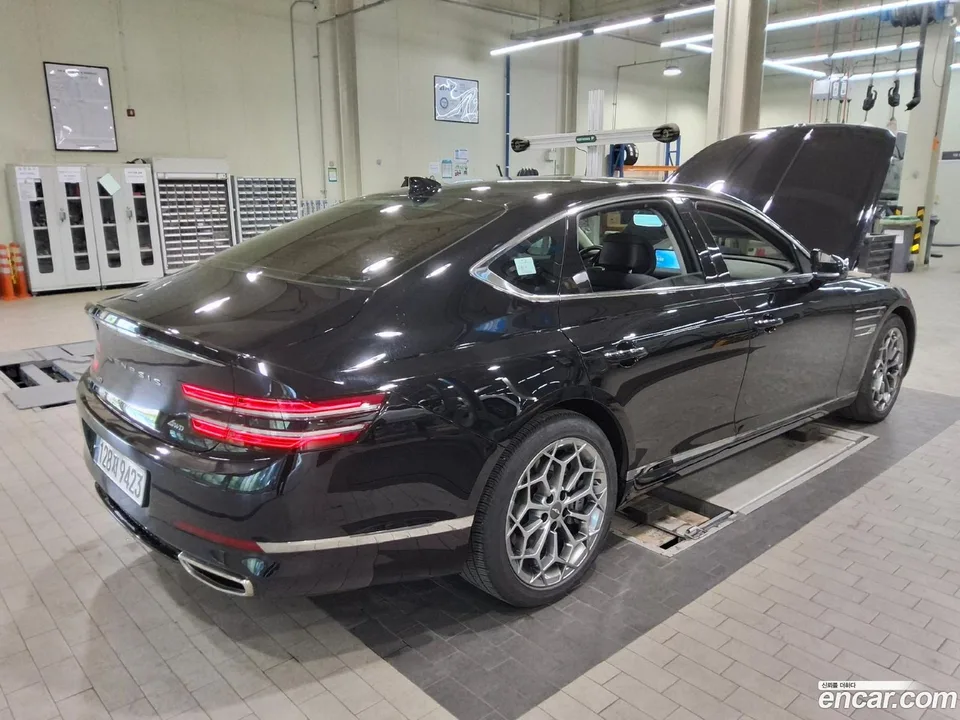 Genesis G80 2.5 AWD 2023 — миниатюра 4